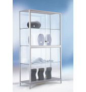 Standvitrine 1500 Dekor Silber mit vollverglastem Vitrinenteil