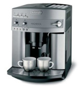 Kaffeevollautomat ESAM 3200.S Magnifica 1,8 Liter 1450W silber