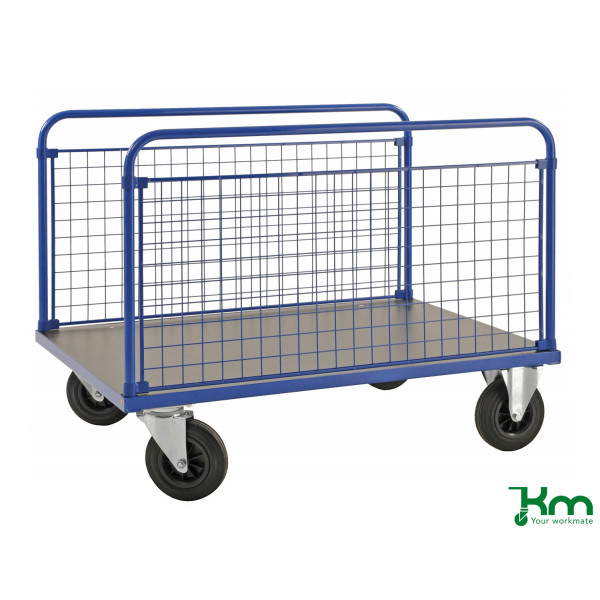 7350050356675 - Kongamek - Plattformwagen in blau 1200x800x900mm mit MDF-Platte und 2 stirnseitigen Gitterwänden mit Gummibereifung ohne Bremse 7350050356675 - Kongamek - Plattformwagen in blau 1200x800x900mm mit MDF-Platte und 2 stirnseitigen Gitterwänden mit Gummibereifung ohne Bremse