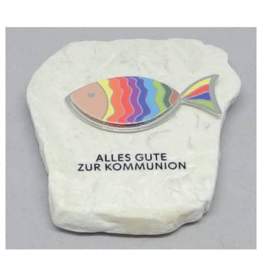 0908A Deko Regenbogenfisch Kommunion 5cm auf Naturstein