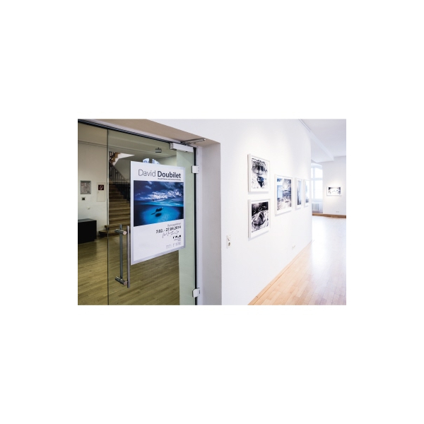 4005546732374 - Inforahmen DURAFRAME® Poster Hoch- Querformat für 2 Poster selbstklebend aufklappbarer Magnetrahmen B 545 x T 28 x H 745 mm PET schwarz