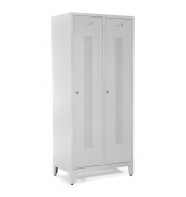 Garderobenspinde SYSTEM SP1 mit Füßen