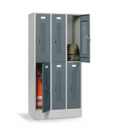 Doppelstöckiger Spind SYSTEM SP1 mit Sockel