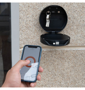 Smile Schlüsselkasten schwarz mit 2 Haken Elektronikschloss