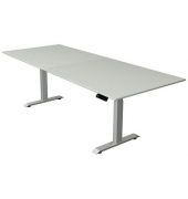 Sitz-Steh-Schreibtisch Move 4, elektrisch höhenverstellbar, 64-129cm (H), 250x100cm (BxT), rechteckig, lichtgrau / silber