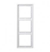 3-fach Steckdosenrahmen weiß 22,3 x 8,1 cm