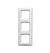 3-fach Steckdosenrahmen weiß 22,3 x 8,1 cm