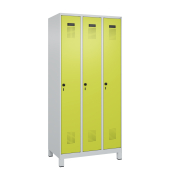 C+P Spind Evolo PLUS Füße 3Abt 1950x900x500 lgr/cgn C+P Spind Evolo PLUS Füße 3Abt 1950x900x500 lgr/cgn