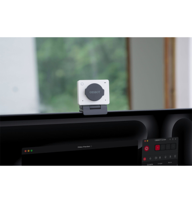 Meet 2 Cloud White Webcam