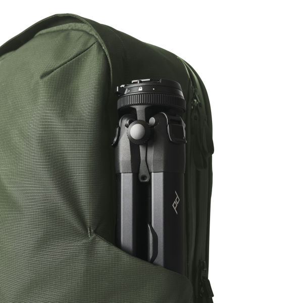 Moment Everything Travel Pack Weekender 28L Olive 0810004749801 Moment