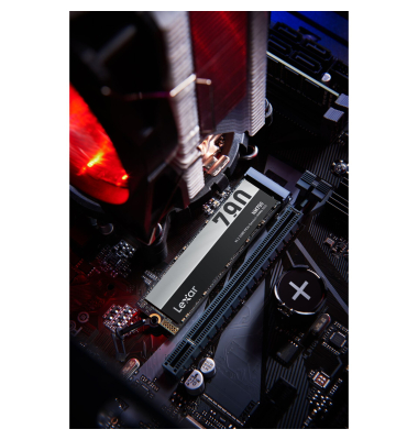 LNM790 Gen4 PCIe M.2 512G rw 72004400 LNM790X512G-RNNNG