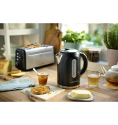 Wasserkocher BBT579, schwarz/silber, 2200 Watt, 1,5 Liter