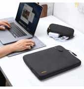 Defender-A13 Kit Laptop Sleeve Kits 13 inch black